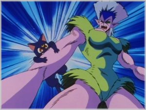 Luna azzanna un braccio del [[cardian