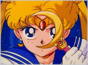 Le 3 gemme brillano all'unisono durante l'esecuzione della [[Moon Healing Escalation